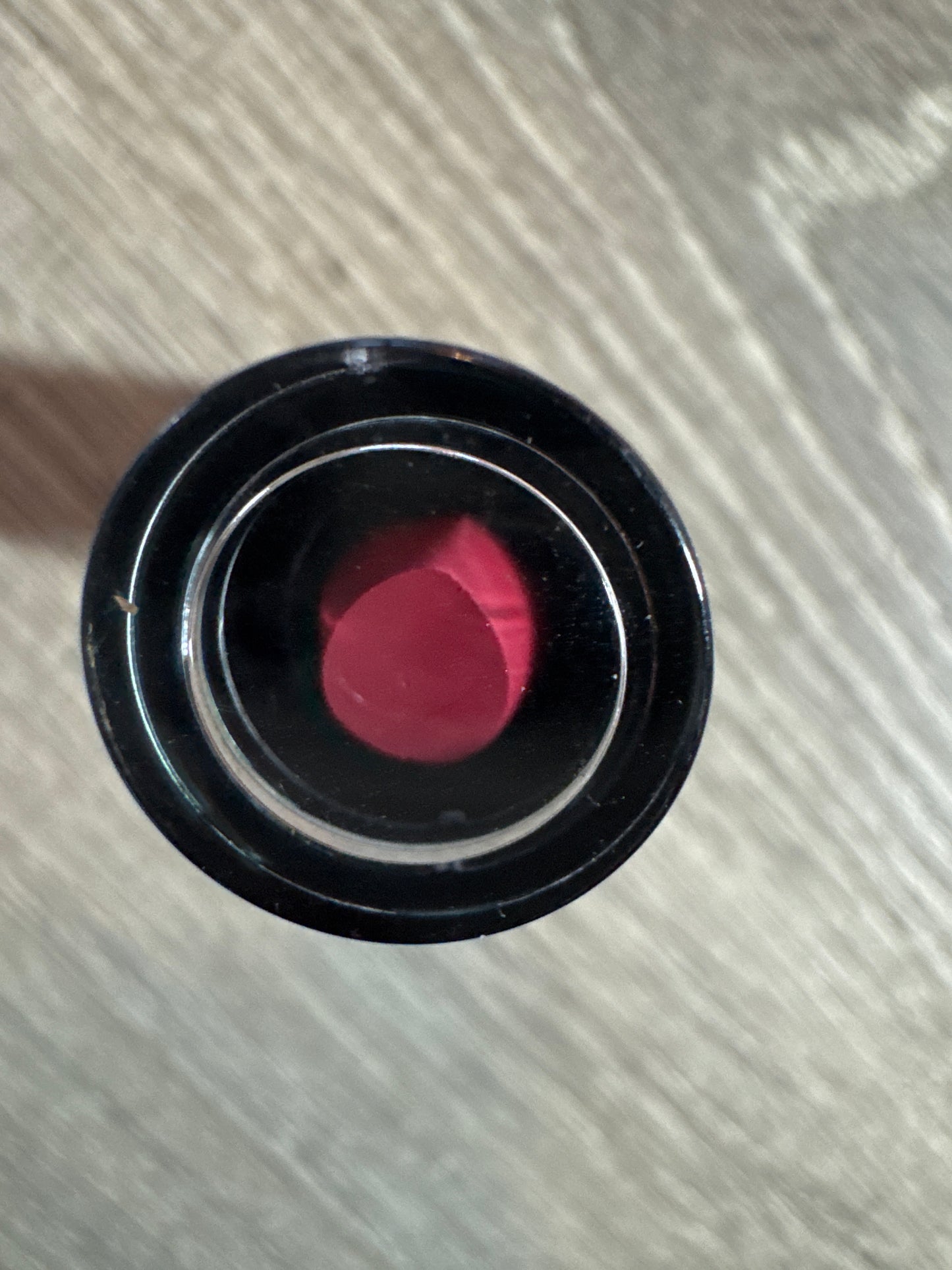 Semi-Matte Lipstick with Hyaluronic Acid - Long Lasting Wine Room Shade