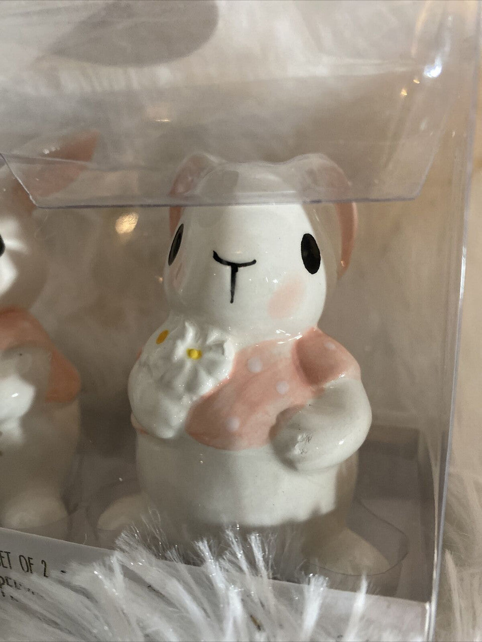 10 Strawberry Street Adorable Bunny Salt and Pepper Shaker Set