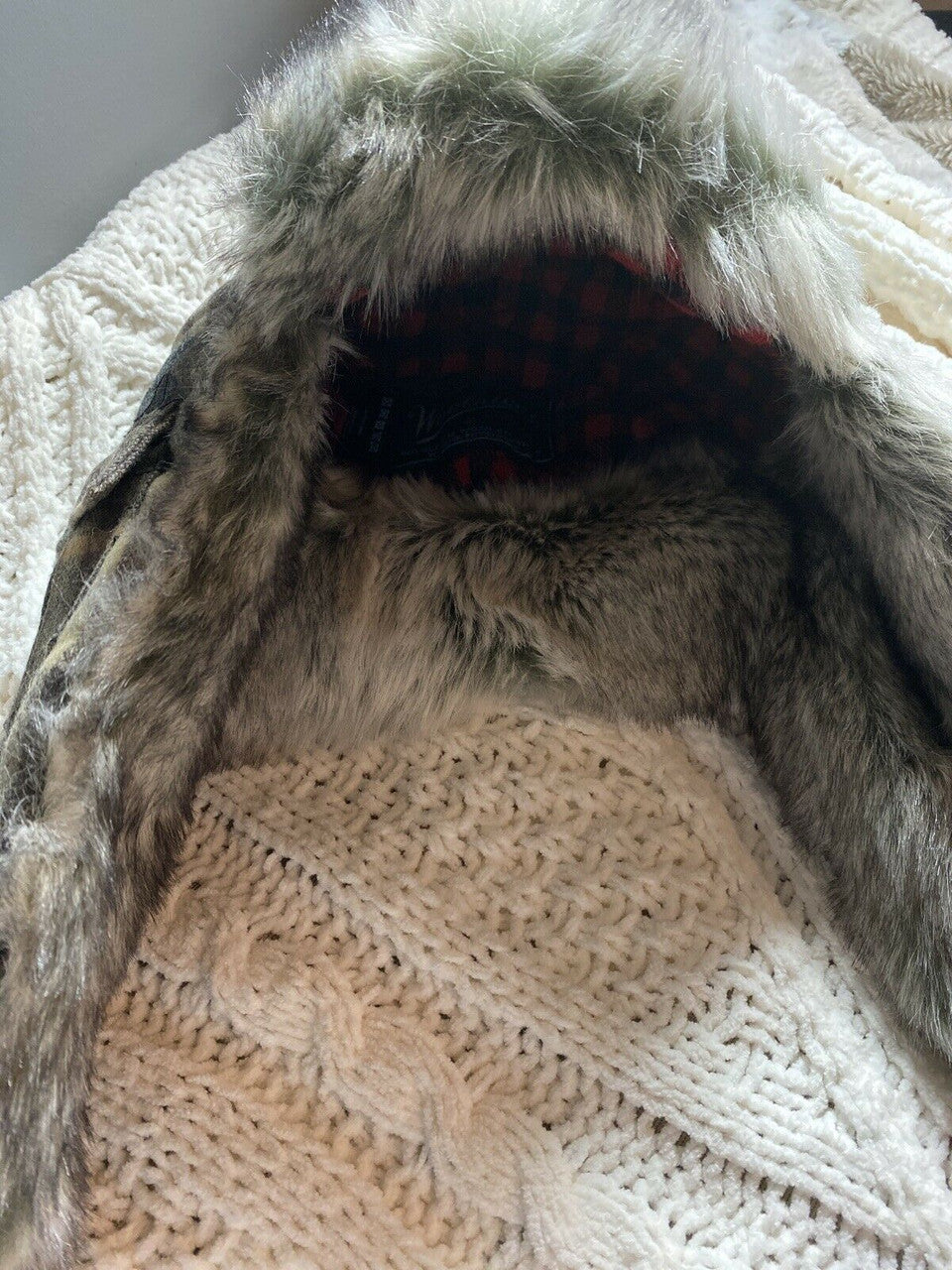 WOOLRICH WOOL BOMBER AVIATOR TRAPPER HAT MEDIUM grey tan red PLAID