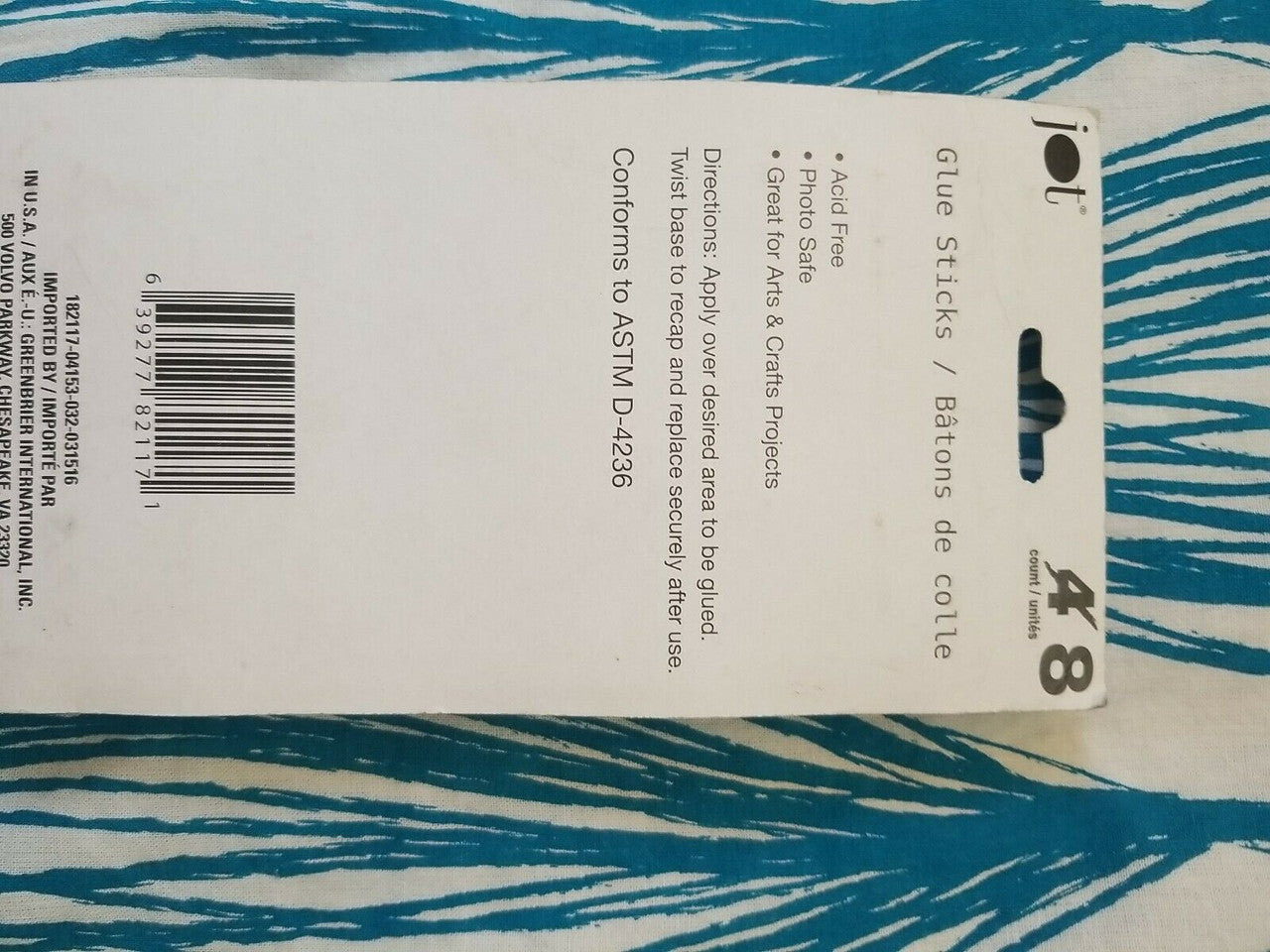 8 Count Jot Glue sticks