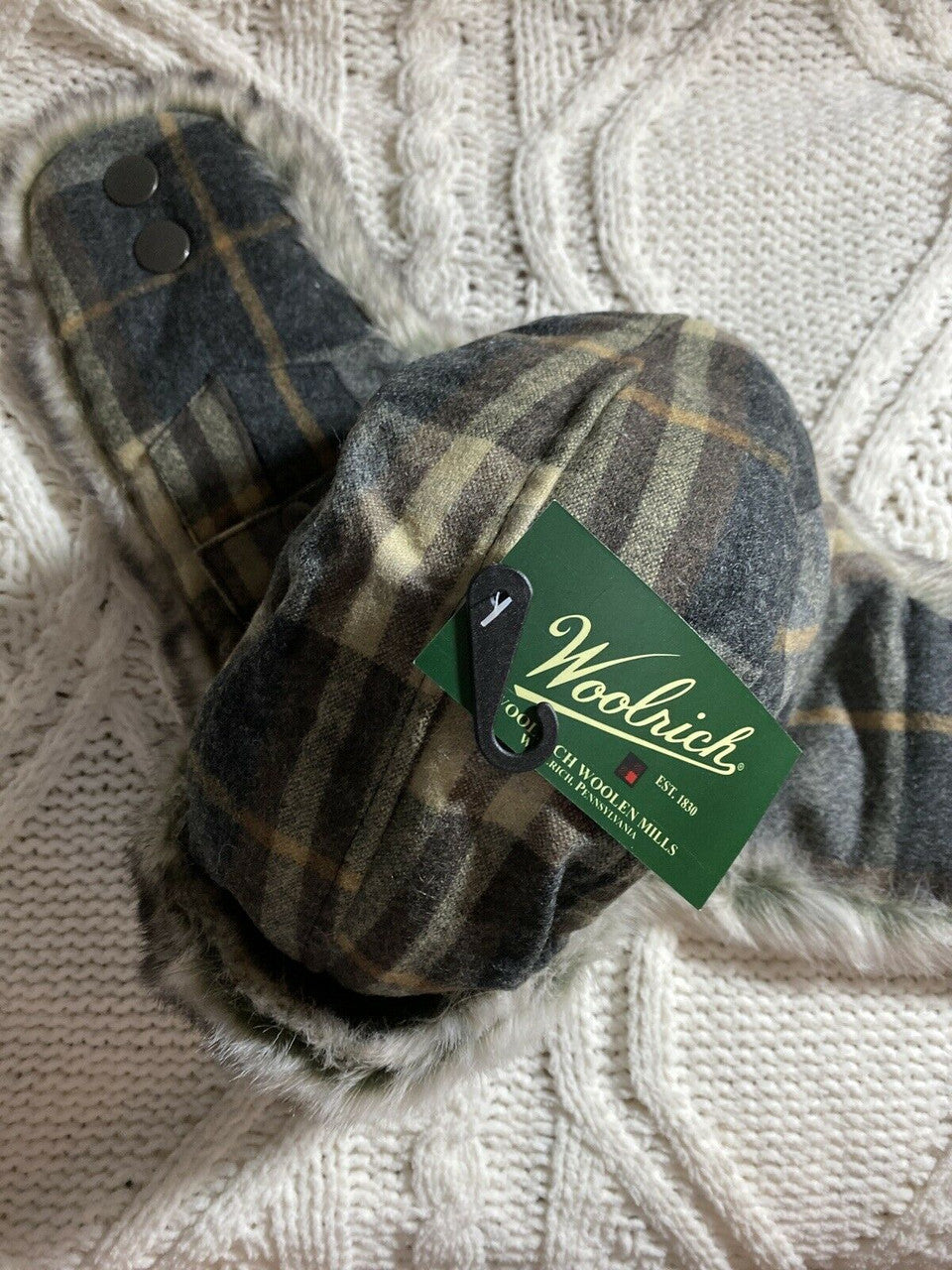 WOOLRICH WOOL BOMBER AVIATOR TRAPPER HAT MEDIUM grey tan red PLAID