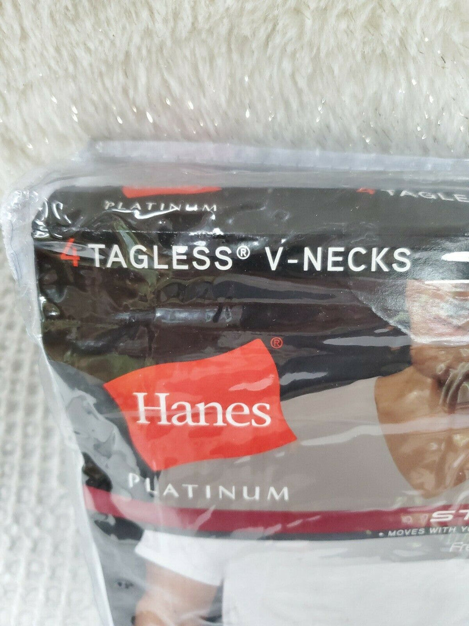 Hanes Platinum Men'S White 4-Pack Tagless Crew-Neck Undershirts Top Size S