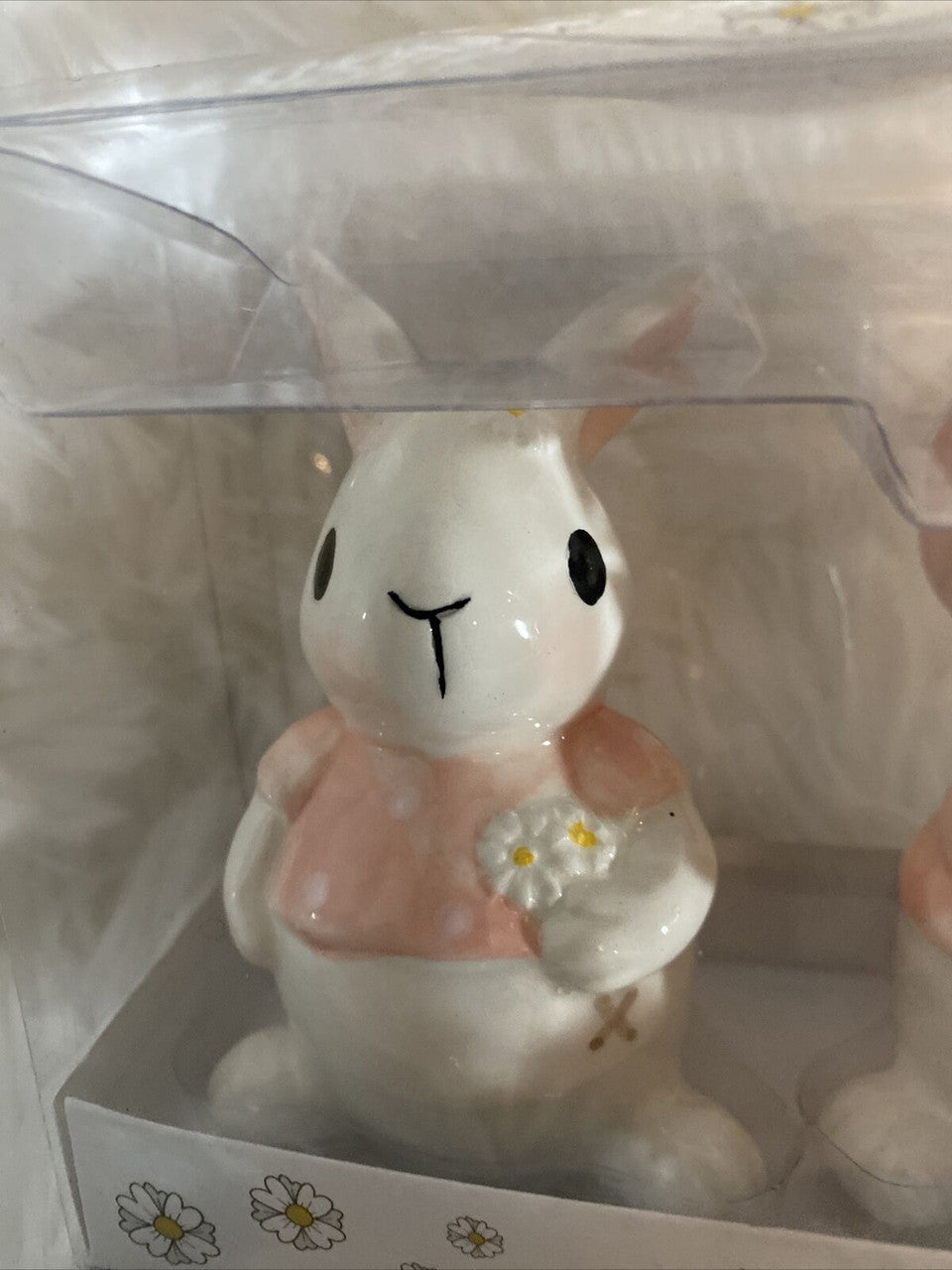 10 Strawberry Street Adorable Bunny Salt and Pepper Shaker Set