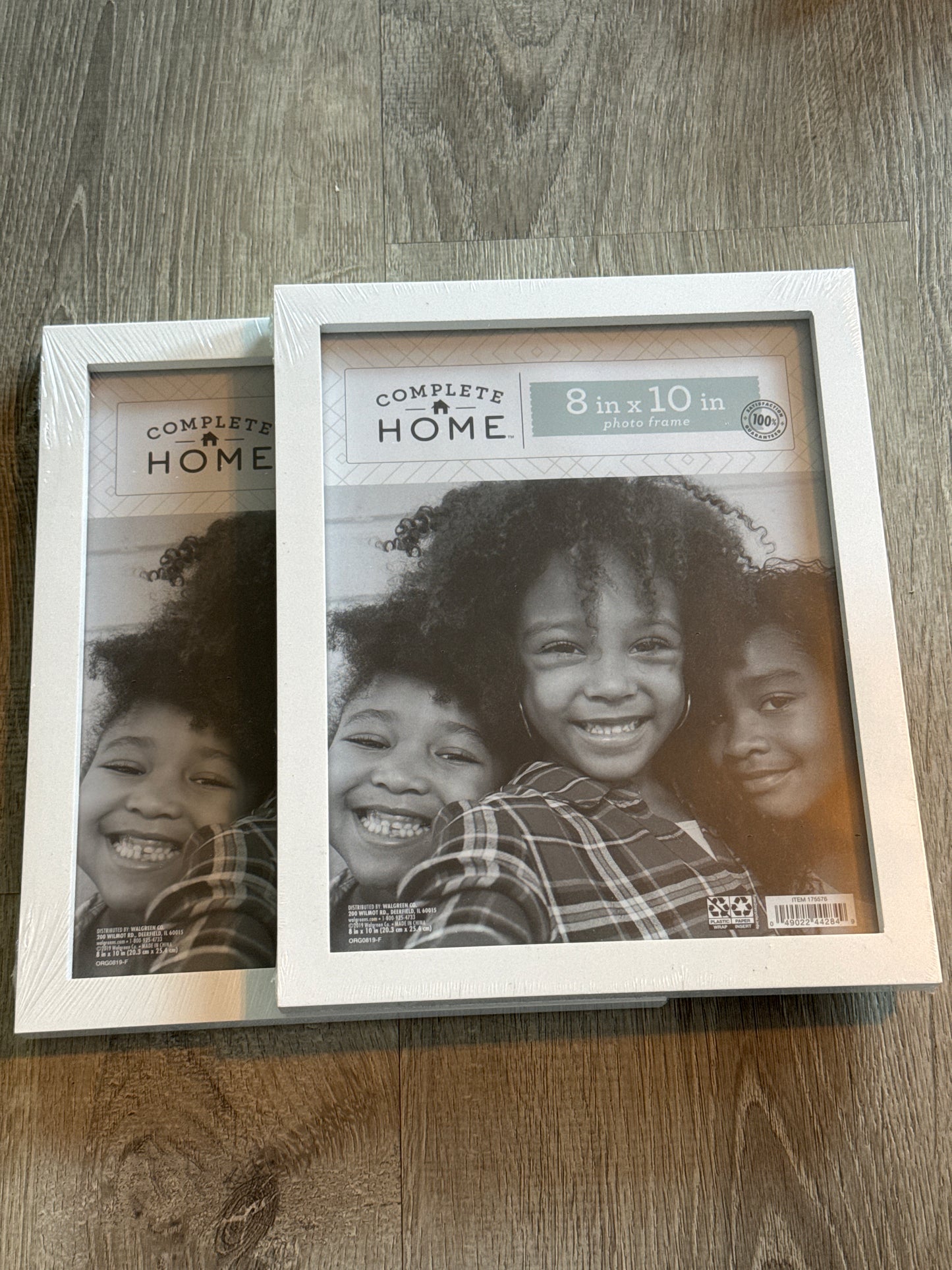 Complete Home 2 pcs 8 in x 10 in Photo Frame For Pictures Memories