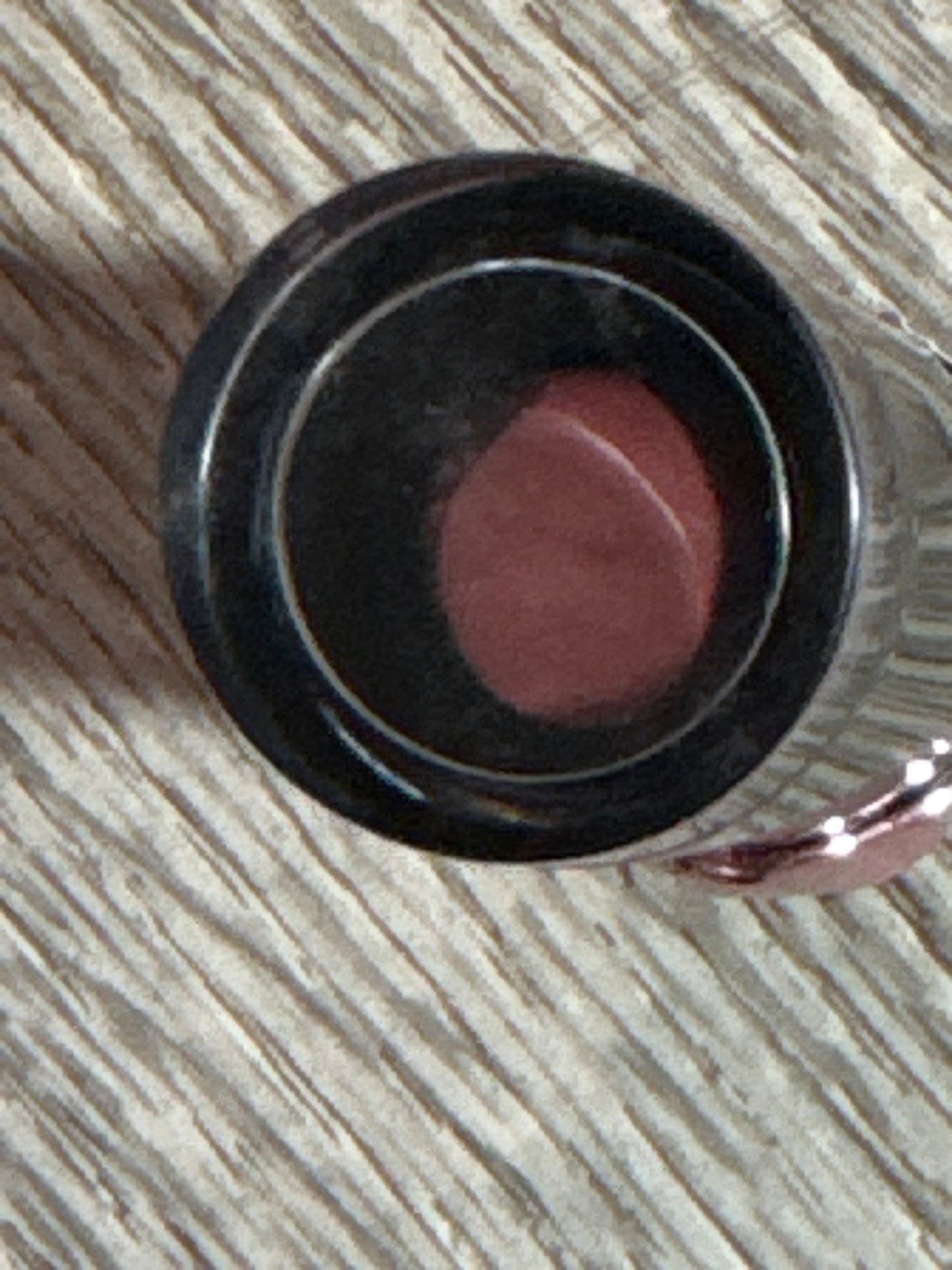 Wet n Wild Megalast Matte Lipstick #1111418 SEXPOT RED