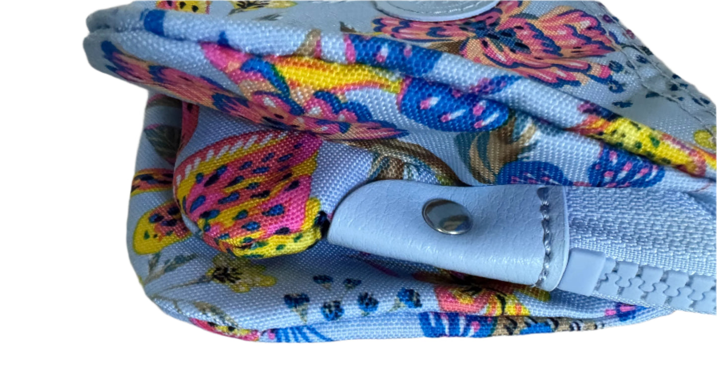 Kipling Wild Flowers Creativity Large Pouch with floral print, triple compartments, and zip closure, ideal for cosmetics and travel organization.