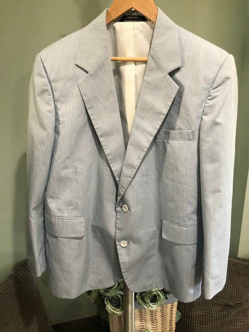 Vintage Haggar Mens Classic Fit 2 Button Light Blue stripe Suit Jacket 44S