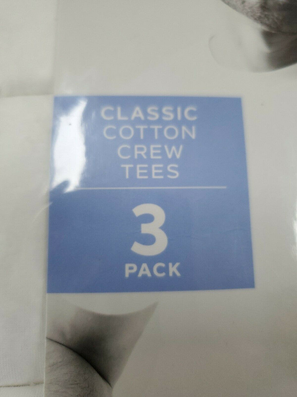 Van Heusen Classic Cotton Men's Ribbed Neck Tees White Size Medium  3 Pack