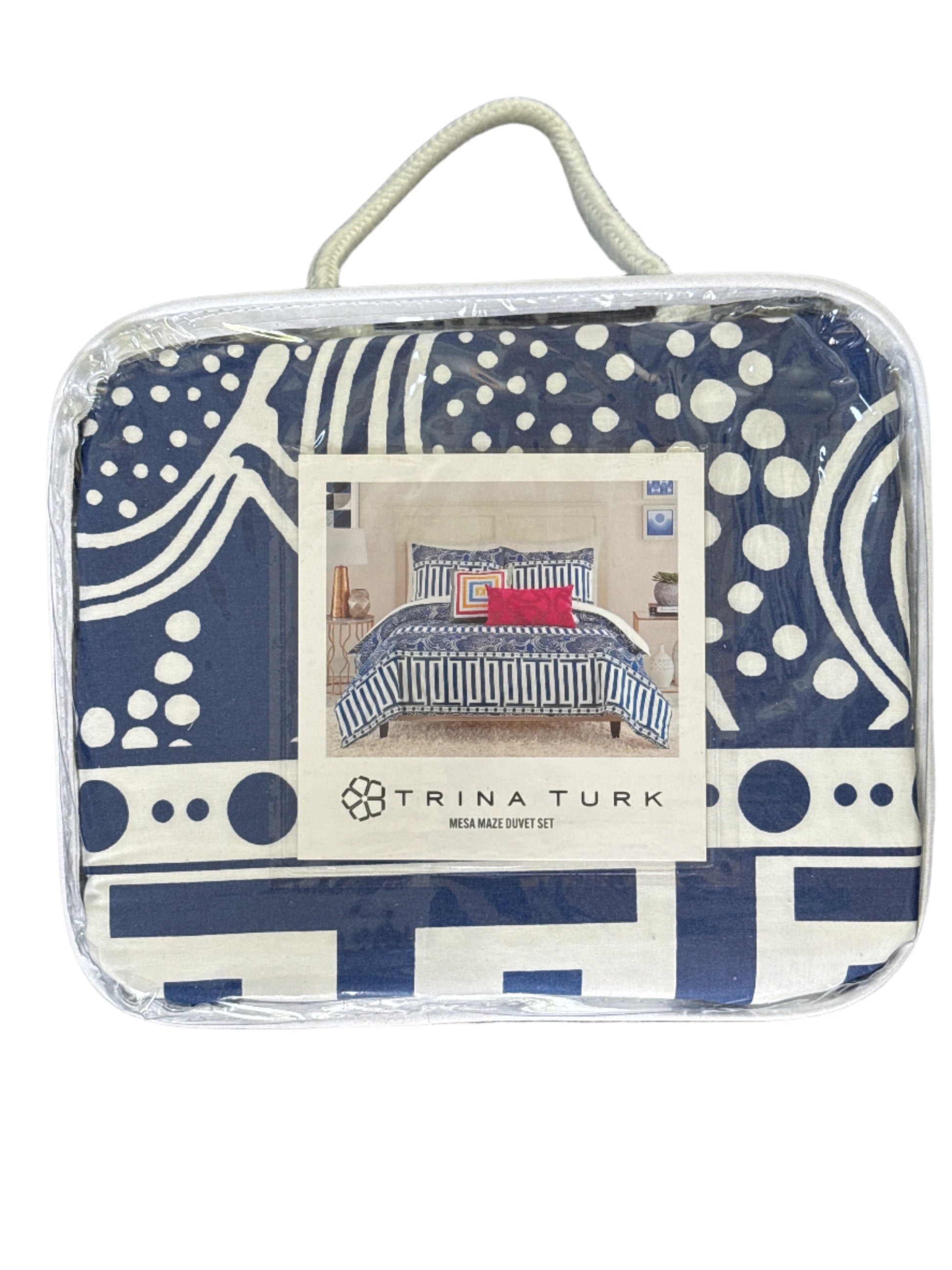 Queen size geometric cotton duvet set with matching shams – Trina Turk
